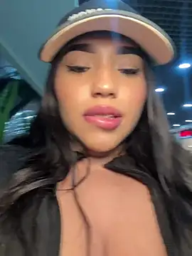 SofiaWildee online show from June 14, 11:07 pm