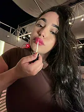 SofiaWildee online show from August 2, 3:27 am
