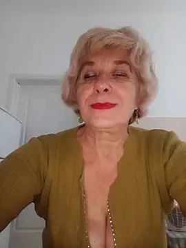 52MiaLove02 online show from October 20, 4:46 am