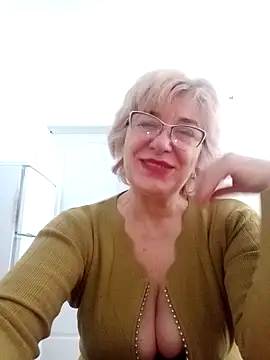 52MiaLove02 online show from February 11, 5:56 am