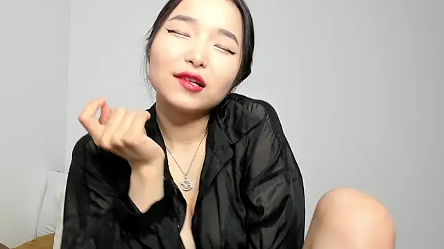 Soyun Mia online show from February 23, 1:41 pm