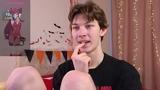  Den1s  online show from October 29, 12:29 pm