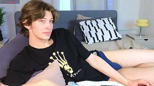  Den1s  online show from February 17, 12:34 pm