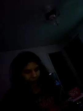 Snapshot of Sum1sDahtr chatting on January 12, 2:28 am Sum1sDahtr online show from January 12, 2:28 am