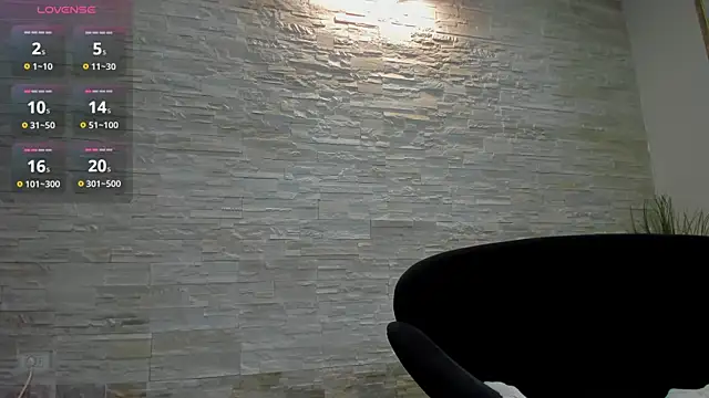 Jelly Bee online show from October 10, 8:08 pm