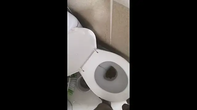 sisman31 online show from November 6, 8:32 pm