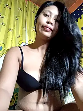 Snapshot of UrSweetAsianLady_02 chatting on November 8, 11:58 pm UrSweetAsianLady 02 online show from November 8, 11:58 pm