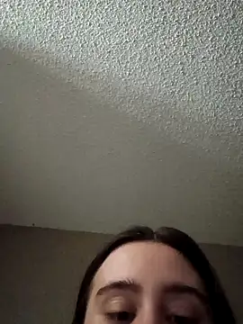 Snapshot of freakylittlebitch69 chatting on October 19, 8:48 am freakylittlebitch69 online show from October 19, 8:48 am