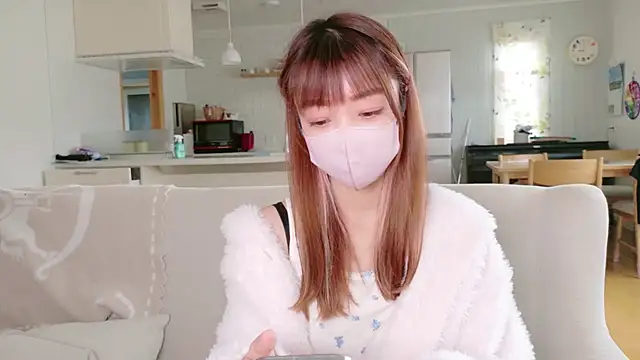 SUZU 1201 online show from October 20, 12:00 am