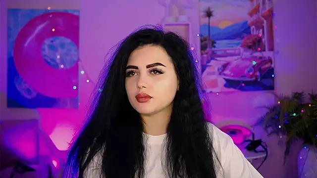 Snapshot of NaomiWilsons chatting on October 13, 8:25 am NaomiWilsons online show from October 13, 8:25 am