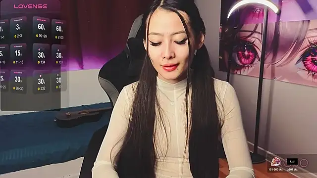 Milly  Foxy online show from December 14, 1:49 pm