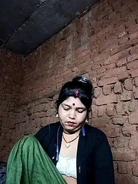 Priya tyagi online show from October 7, 10:40 pm