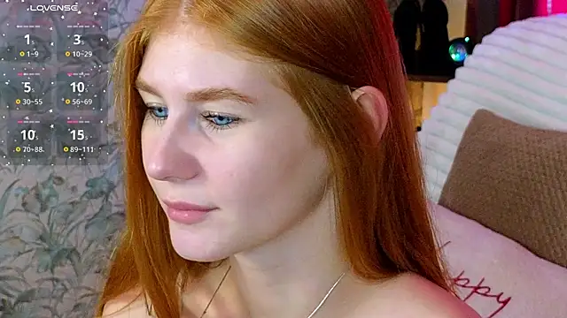 JuliaPowers  online show from September 26, 4:05 am