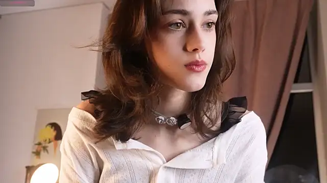 ttragedienne online show from November 11, 1:44 pm