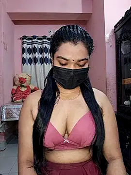 Snapshot of ariya-03 chatting on September 17, 3:35 pm ariya-03 online show from September 17, 3:35 pm