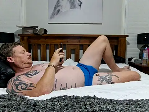 brokecountrylads online show from March 5, 9:49 am