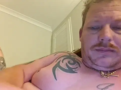 brokecountrylads online show from May 7, 1:05 pm