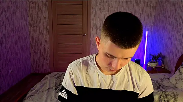 Denisx444 online show from October 16, 9:54 am