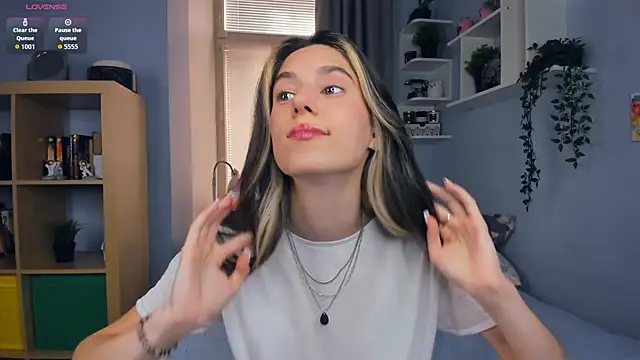 AntonettaTarring online show from September 30, 7:24 am