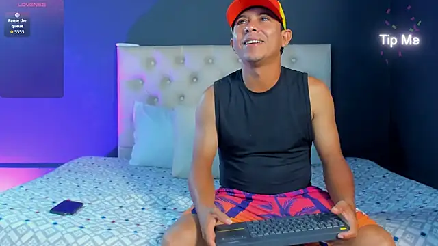 Snapshot of charlotte_dante212 chatting on September 8, 7:46 pm charlotte dante212 online show from September 8, 7:46 pm