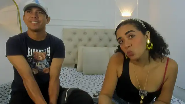 Snapshot of charlotte_dante212 chatting on November 8, 3:39 am charlotte dante212 online show from November 8, 3:39 am