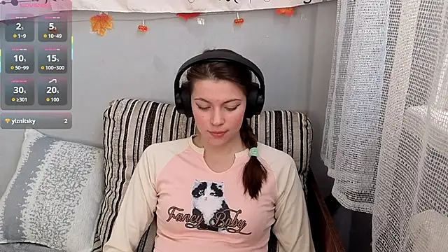 CutieAnny online show from November 16, 6:41 am