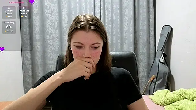 CutieAnny online show from June 16, 9:06 pm
