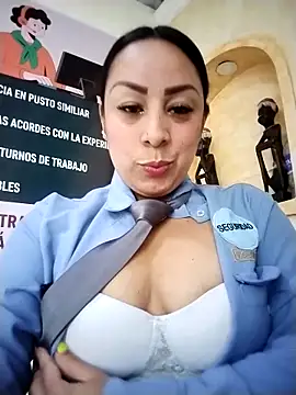 Snapshot of CRISTAL__11 chatting on September 13, 1:33 pm CRISTAL 11 online show from September 13, 1:33 pm