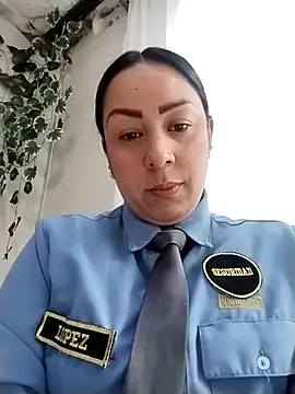 Snapshot of CRISTAL__11 chatting on October 14, 1:56 pm CRISTAL 11 online show from October 14, 1:56 pm
