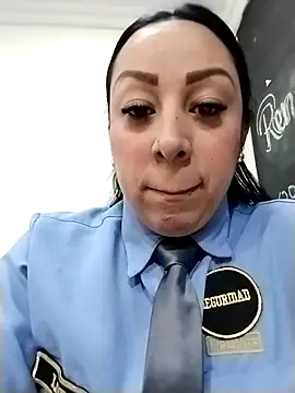 Snapshot of CRISTAL__11 chatting on October 18, 1:56 pm CRISTAL 11 online show from October 18, 1:56 pm