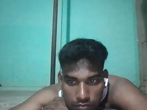 Snapshot of Tamilgud23 chatting on May 3, 4:57 pm Tamilgud23 online show from May 3, 4:57 pm