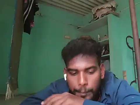 Snapshot of Tamilgud23 chatting on May 24, 5:56 am Tamilgud23 online show from May 24, 5:56 am