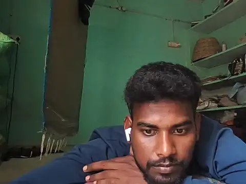 Snapshot of Tamilgud23 chatting on May 27, 5:37 am Tamilgud23 online show from May 27, 5:37 am