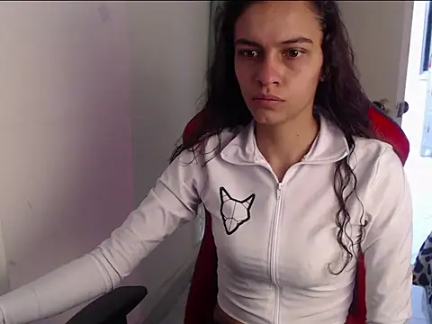 Skylovershot online show from March 14, 1:49 pm