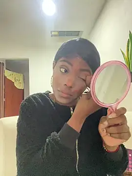 zaracollins01 online show from September 20, 3:13 pm