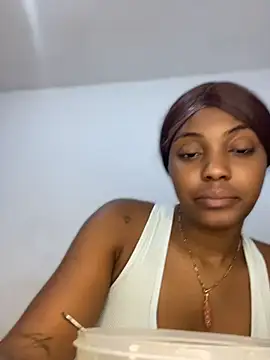 zaracollins01 online show from July 23, 8:29 pm