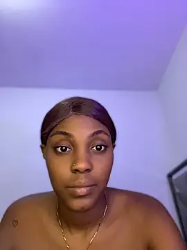 zaracollins01 online show from July 24, 7:23 pm