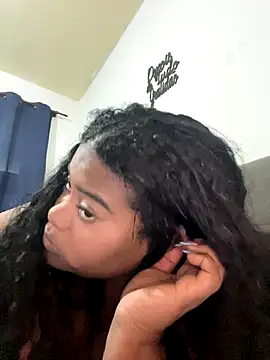 Snapshot of LunaSthena chatting on October 24, 10:50 pm LunaSthena online show from October 24, 10:50 pm