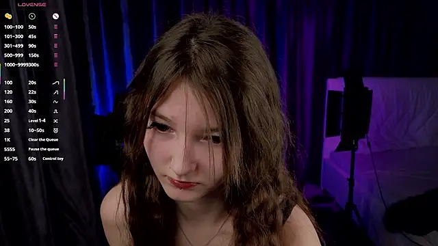 Snapshot of DongMolt chatting on February 6, 5:38 pm DongMolt online show from February 6, 5:38 pm