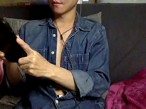 Zzchu online show from September 23, 6:00 pm