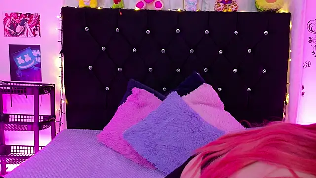 lizz bela1 online show from October 17, 10:45 pm