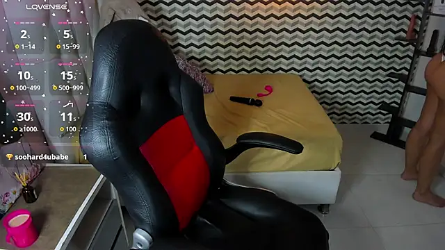 Snapshot of ladymercury1 chatting on February 20, 12:27 pm ladymercury1 online show from February 20, 12:27 pm