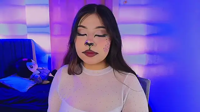 Snapshot of annie-russel chatting on October 2, 2:18 am annie-russel online show from October 2, 2:18 am