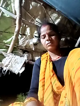 Snapshot of Sapna_cutt chatting on October 1, 11:11 pm Sapna cutt online show from October 1, 11:11 pm