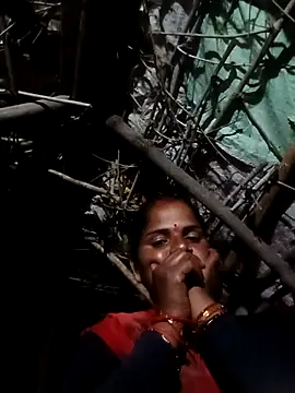 Snapshot of Sapna_cutt chatting on October 23, 4:39 pm Sapna cutt online show from October 23, 4:39 pm