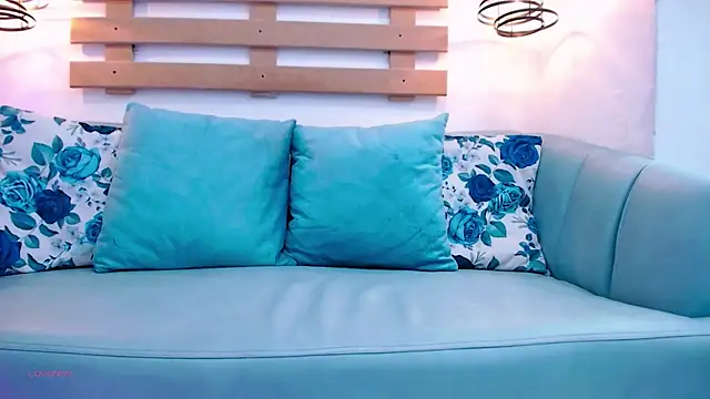 ArianaSantana online show from October 5, 12:58 pm