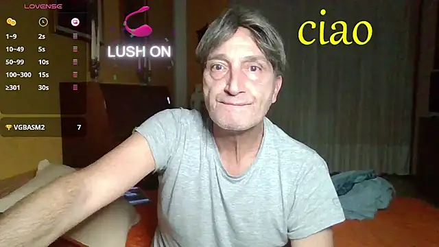 Snapshot of lattediyak chatting on October 28, 12:58 am lattediyak online show from October 28, 12:58 am