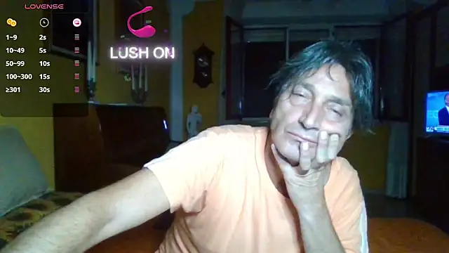 Snapshot of lattediyak chatting on July 13, 1:41 am lattediyak online show from July 13, 1:41 am