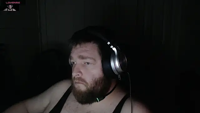 Snapshot of NeedyGlister chatting on November 7, 8:58 am NeedyGlister online show from November 7, 8:58 am