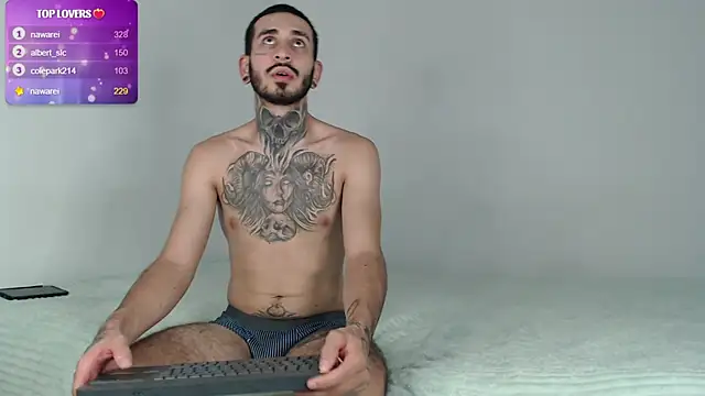 Snapshot of Tyler2y_luna chatting on September 26, 9:30 pm Tyler2y luna online show from September 26, 9:30 pm